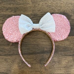 EUC Disney Minnie Mouse Ears from Etsy